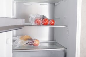 7 Common Refrigerator Problems and How to Fix Them -2